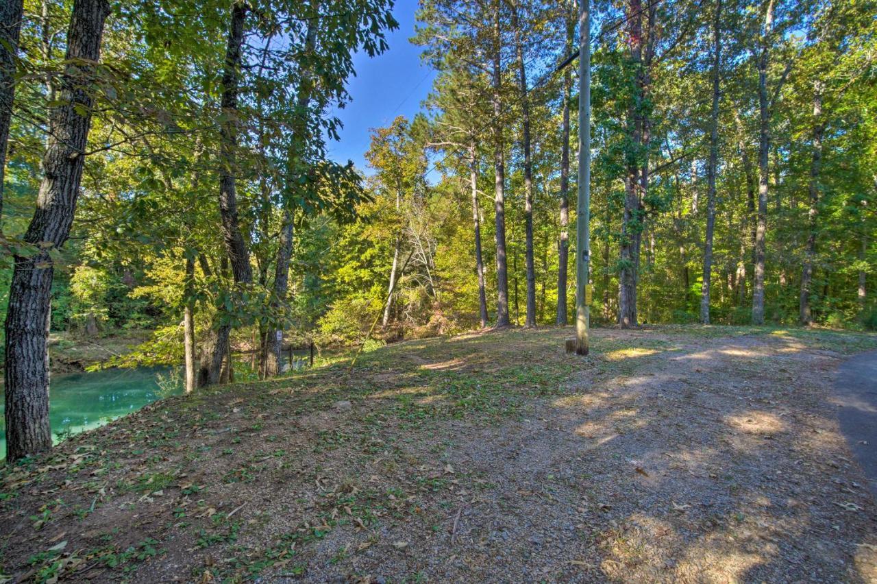 The Treehouse Cabin Creekside Home With Hot Tub! Summerville Exterior photo