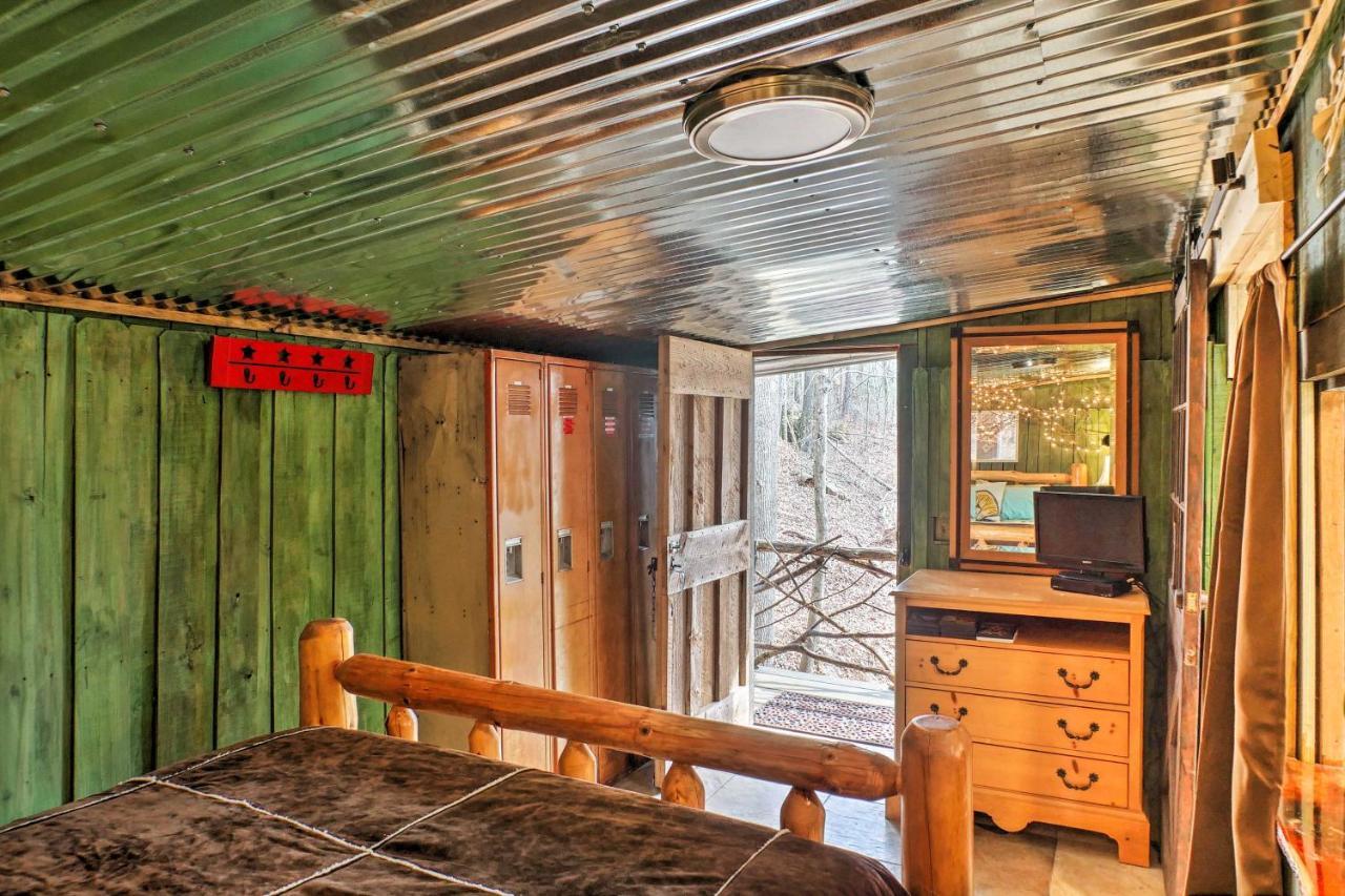 The Treehouse Cabin Creekside Home With Hot Tub! Summerville Exterior photo